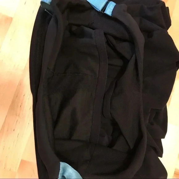 Lululemon Rhythmic Tank Black Ocean Blue sz 6 Top Workout Yoga Built In Bra - Picture 7 of 10